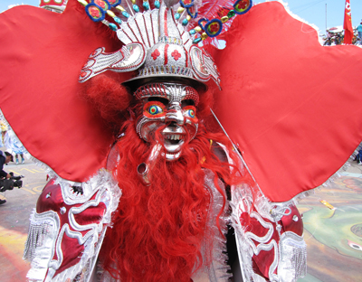 nf-BO-CarnavalOruro2-400X312